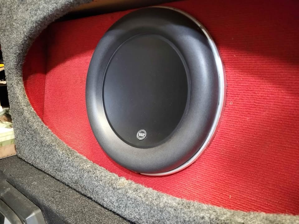 Jl audio W7 HO SUBWOOFER WITH PORTED ENCLOSURE - Image 4