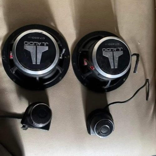 Set JL AUDIO C7
Excellent state media and tweeter
No details like new